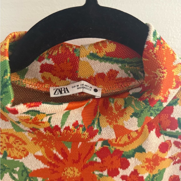 Zara Floral Midi Dress - Red and Green - Picture 3 of 3